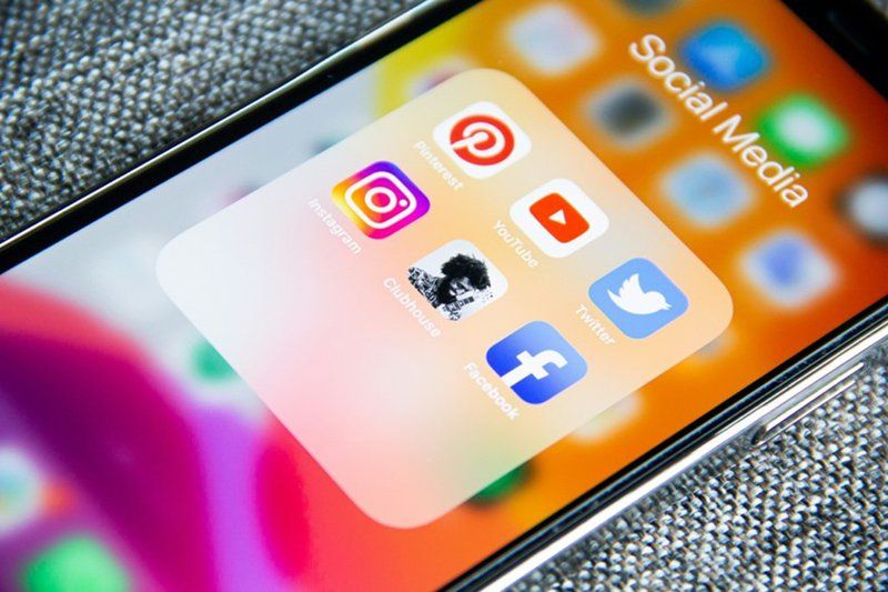 social media for Building a Passive Income